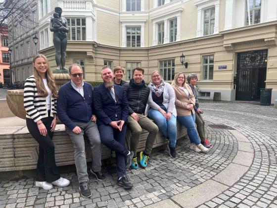 F.v. Ingvild Langbråten, Eirik Trønnes Hansen, Alexander Johansen, Anne Woldmo, Patrick Steensby, Cicilie Ingrirud, Ingrid Hervard og Cathrine Tørum (Foto: Politijuristene)