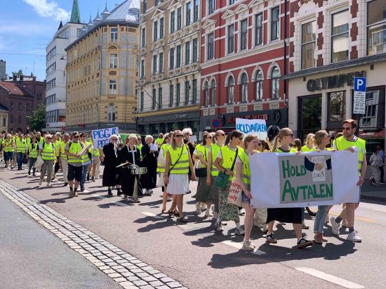 Streiketog fra politihuset til Stortinget (Foto: Juristen)