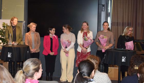 F.v. Maria Astrup Hjort, Merete Smith, Arina Amir, Tina Storsletten Nordstrøm, Caterina Håland Gaeta, Merete Nygaard og Sigtona Halrynjo (Foto: Juristen) 