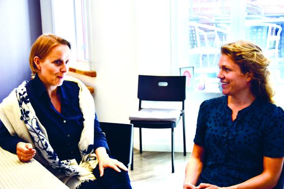 F.v. Marianne Hagen og Marit Lomundal Sæther