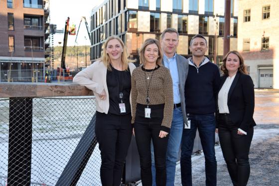 Skatteetaten i Moss - Hege Høyalmen, Anne Karine Lødeng, Knut Morten Carlsen, Amir Shahzad-Landsverk, Anette Ansteensen. Foto: Tuva Bønke Grønning