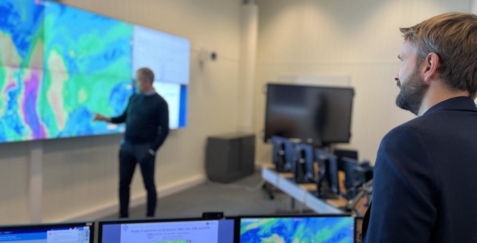 Næringsminister Jan Christian Vestre under et besøk på Andøya Space (Foto: Nærings- og fiskeridepartementet)