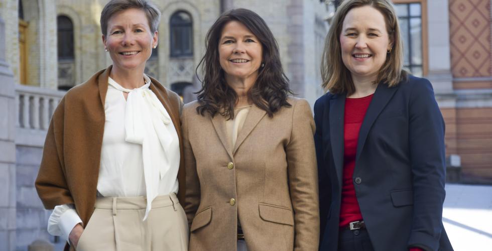 F.v. Anne Cecilie Woldmo, Marianne Børseth Steensby og Elisabeth Bru (Foto: Tore Letvik)