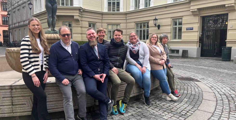 F.v. Ingvild Langbråten, Eirik Trønnes Hansen, Alexander Johansen, Anne Woldmo, Patrick Steensby, Cicilie Ingrirud, Ingrid Hervard og Cathrine Tørum (Foto: Politijuristene)
