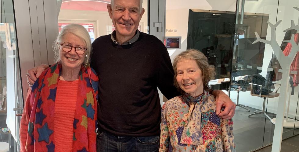 F.v. Grete Hillestad Hoff, Jon Fodstad og Hege Haaland utgjør, sammen med Nils Holm, styret i Juristforbundets pensjonistgruppe.
