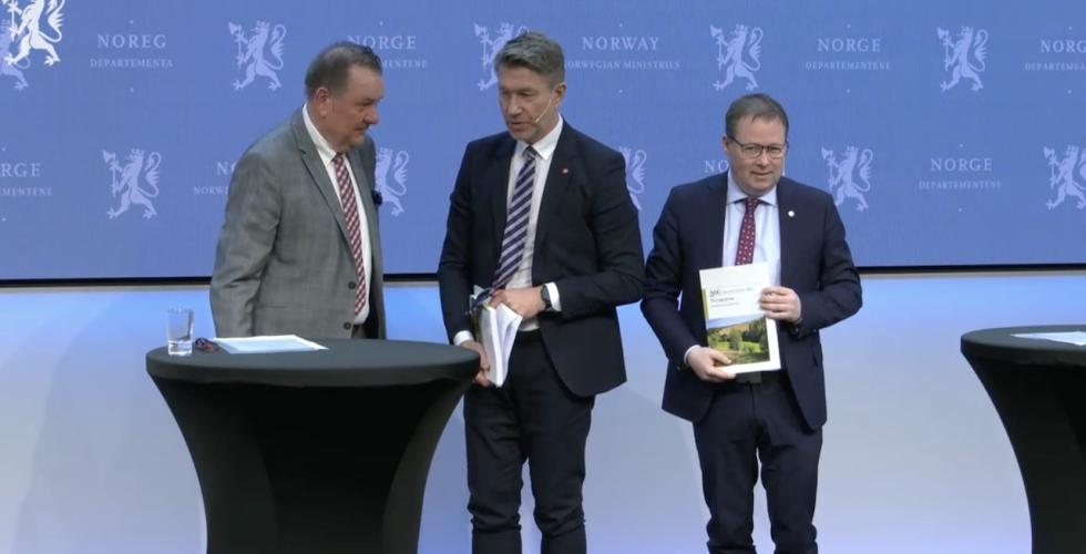 Inge Ryan, Terje Aasland, Bjørn Arild Gram (Foto: regjeringen.no)