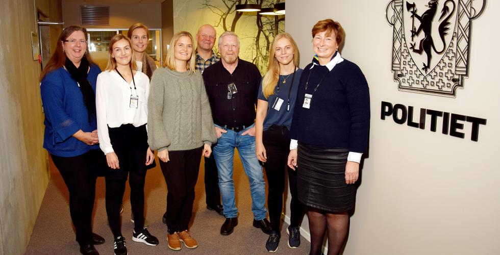 Juristene i seksjon for juridisk forvaltning i Politidirektoratet f.v. seniorrådgiver Heidi Toward, rådgiver Pernille Christensen, rådgiver Henriette Eikeset, rådgiver Åsne Midtsund, seniorrådgiver Wemunn Aabø, seniorrådgiver Bjørn Arne Helland, Rådgiver 