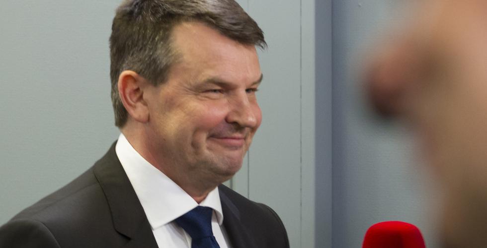 – Vi må avdekke om noen har fått et vergemål mot sin vilje, sa justisminister Tor Mikkel Wara til VG ifjor (Foto: Justisdepartementet)